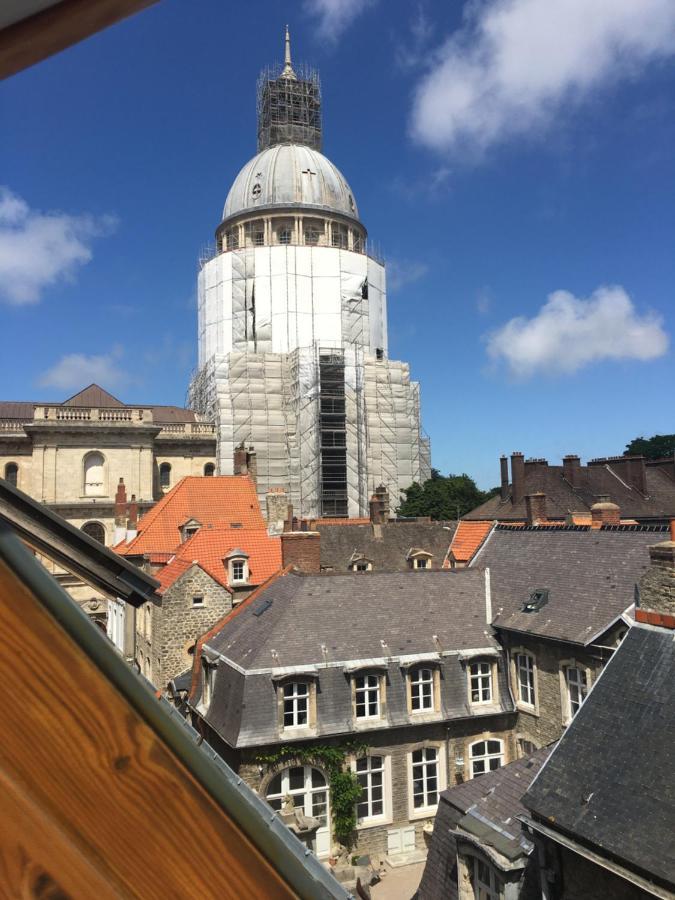 La Mansarde - Au Coeur De La Vieille Ville Boulogne-sur-Mer Exterior foto